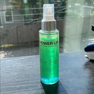 Power Up Dual-Phase Face Mist